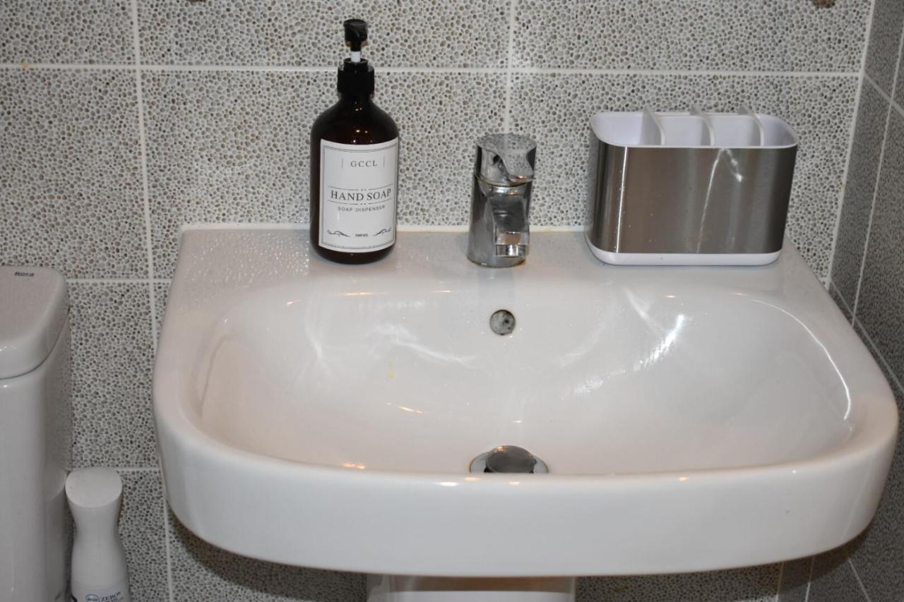 Classy Campbell Park Apartment, Balcony & Free Parking Milton Keynes Exterior foto